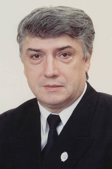 Колесников Юрий Михайлович